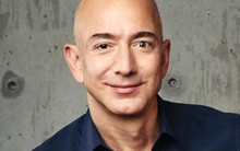 Jeff Bezos: Các doanh nhân nên bị “ám ảnh bởi khách hàng”, đừng khiến họ hài lòng, hãy làm họ hoàn toàn thích thú