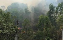 Đang cháy lớn tại núi Nầm Hà Tĩnh