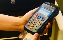 Có ngân hàng tăng lãi suất thẻ tín dụng lên hơn 47%/năm