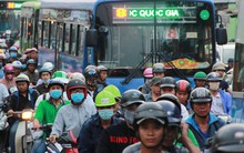 Bất ngờ đề xuất chi 250 tỉ đồng gắn 34 cổng thu phí ôtô vào trung tâm TP HCM