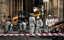 Nhà thờ Đức Bà Paris vẫn chưa đủ an toàn để được trùng tu