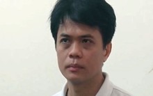 Nhân viên ngân hàng lừa hơn 19 tỉ đồng để cá độ bóng đá