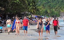 Du khách nước ngoài đến Phú Quốc sẽ được miễn thị thực?
