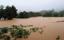 Lâm Đồng xuất hiện lũ quét, 1 công an viên bị lũ cuốn trôi