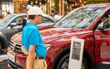 Cận tháng cô hồn, người Việt hạn chế mua ô tô để chờ khuyến mãi