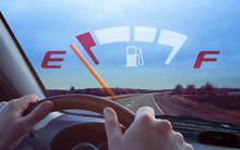 Nguyên nhân và cách xử lý xe ôtô bị chết máy giữa đường