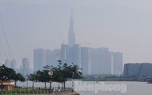 Sài Gòn mờ ảo trong sương mù