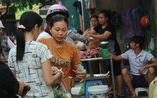 Một tháng sau khi Rạng Đông chìm trong “biển lửa” và rò rỉ thuỷ ngân, cư dân Hạ Đình giờ ra sao?