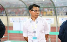 HLV Malaysia bất ngờ bỏ họp báo, trợ lý thừa nhận đội nhà thua tâm phục khẩu phục Việt Nam
