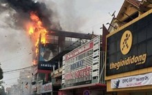 Cháy lớn ở siêu thị điện máy Dũng Loan, gây thiệt hại lớn