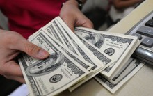 Vay nợ thêm gần 500 ngàn tỷ để bù đắp thiếu tiền chi tiêu