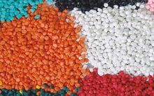 Doanh nghiệp kiến nghị chưa tăng thuế nhập khẩu hạt nhựa lên 5%