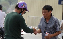 Dân phe 'hét vé' trận Việt Nam - Thái Lan gấp 10 lần giá gốc