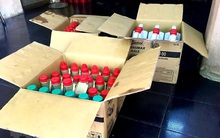 TP.HCM: Phát hiện cơ sở nghi kinh doanh dầu nhớt giả nhãn hiệu Castrol