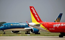 Ngược chiều nới rồi siết, hàng không Việt lo lỡ cơ hội