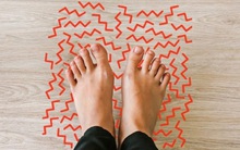 Cẩn thận với 4 dấu hiệu ở chân cảnh báo căn bệnh dễ gây đột tử rất nhanh