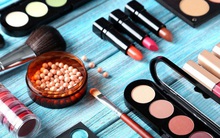 Kinh hãi: Vi khuẩn kháng kháng sinh được tìm thấy trong hầu hết những túi đồ trang điểm của phái đẹp