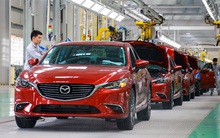 Nặng thuế phí ôtô tăng giá gấp đôi, giấc mơ xế hộp xa tầm với