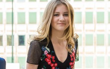 Công chúa 18 tuổi gánh trên vai vận mệnh của hoàng gia Bỉ lại gây sốt với loạt ảnh đẹp không tỳ vết, tỏa sáng mọi lúc