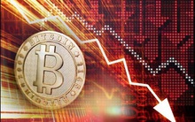Bitcoin đang lao dốc, chuyên gia vẫn dự đoán mốc 25.000 USD