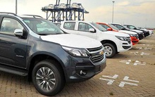 Ôtô nhập khẩu miễn thuế về nhiều nhưng giá vẫn không rẻ