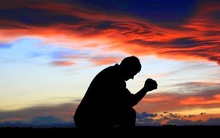 Trời cách đất chỉ 1 mét, muốn thành công ai cũng phải học cách cúi đầu trước 3 điều sau