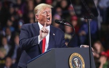 Không cần tức giận, luận tội có lợi cho ông Trump?