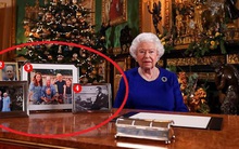 Nữ hoàng Anh phát biểu thông điệp Giáng sinh, nhưng đáng chú ý là không có hình của vợ chồng Meghan trên bàn của bà