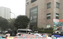 Rác thải ùn ứ ở nội thành Hà Nội sau khi dân Sóc Sơn chặn xe rác