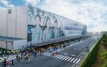 Tại sao nhà máy Samsung ở Việt Nam ít bị gián đoạn sản xuất vì coronavirus so với các đối thủ Apple, Google…?