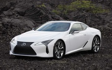 Xe nhanh nhất của Lexus đi vào ngõ cụt, bỏ cuộc trước BMW M8 Competition