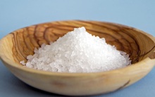 Dùng muối khéo léo cũng là cách hay để biến thành “dược liệu” tuyệt vời chữa được vô số bệnh