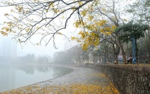 Không khí lạnh gây mưa dông ở Trung Bộ, Bắc Bộ trời rét