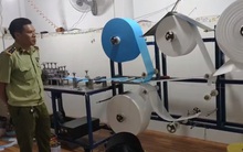 Phát hiện xưởng sản xuất và kinh doanh gần 40.000 chiếc khẩu trang không có giấy phép