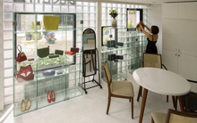 Nhà 18 m2 vẫn đủ công năng sau khi bỏ toàn bộ tường gạch