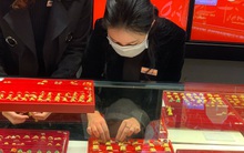 "Hoa mắt" với giá vàng, lại đảo chiều tăng gần nửa triệu đồng/lượng