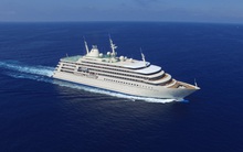 Sống trên du thuyền tránh dịch Covid-19, giới siêu giàu lập cả "bệnh viện mini", thuê y tá chuyên nghiệp để chăm sóc sức khỏe