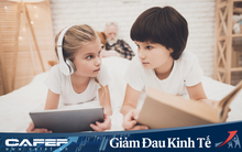 Nhìn bức ảnh khác biệt "một trời một vực" giữa não bộ của trẻ đọc sách và xem điện thoại, cha mẹ sẽ biết mình nên làm gì với con trong những ngày nghỉ học vì Covid-19