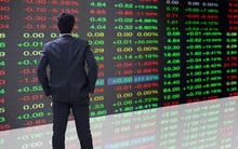 Nghịch lý trên phố Wall: Đại dịch, suy thoái, bất ổn xã hội - tất cả xảy ra cùng lúc lại được coi là 1 cơ hội để mua vào!