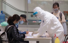 Thêm 2 ca mắc COVID-19 trở về từ nước ngoài