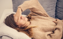 Một tháng 30 ngày thì có tới 28 ngày phải đối phó với cơn đau nửa đầu, những gì mà người phụ nữ này trải qua còn khủng khiếp hơn cơn đau về thể xác