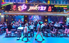 TPHCM tạm đóng cửa quán bar, vũ trường từ 0h ngày 31/7