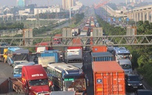 TPHCM: Vận tải hàng hóa vào ban đêm có giảm kẹt xe?