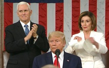 Bà Pelosi xé bản sao thông điệp liên bang của Tổng thống Trump