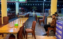 Cận cảnh quán nhậu vắng hoe thời dịch nCoV