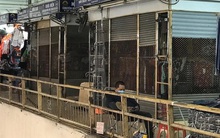 Hàng hóa bán ra giảm 80%, ki-ốt tại chợ Đồng Xuân nghỉ tạm thời vì dịch Covid-19