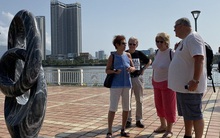 Giảm giá tới 80% để kích cầu du lịch