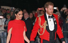 Meghan Markle tỏa sáng như "nữ hoàng" trong sự kiện mới nhất nhưng gương mặt buồn bã của Hoàng tử Harry mới đáng chú ý