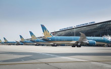 'Đóng cửa' bầu trời: Hàng không liêu xiêu, bi đát