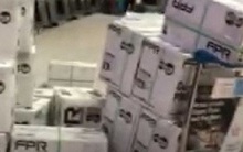 Công ty Trung Quốc âm thầm gom 90 tấn vật tư y tế khiến Úc lao đao